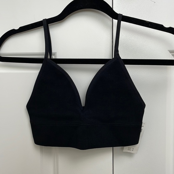 Abercrombie & Fitch Other - New Abercrombie and Fitch Onyx Seamless Triangle Bralette Size XS